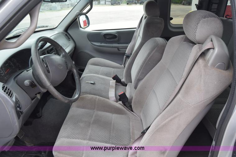 image for item J6678 2001 Ford F150 XLT SuperCab pickup truck