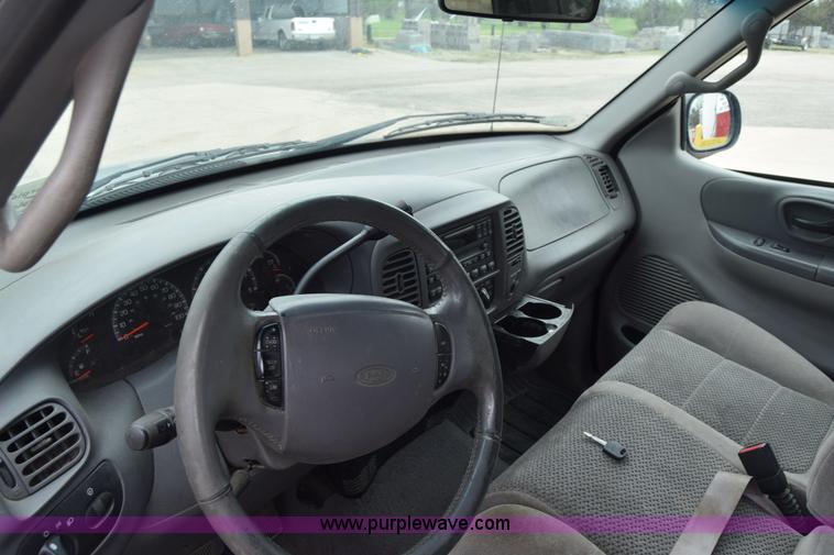 image for item J6678 2001 Ford F150 XLT SuperCab pickup truck