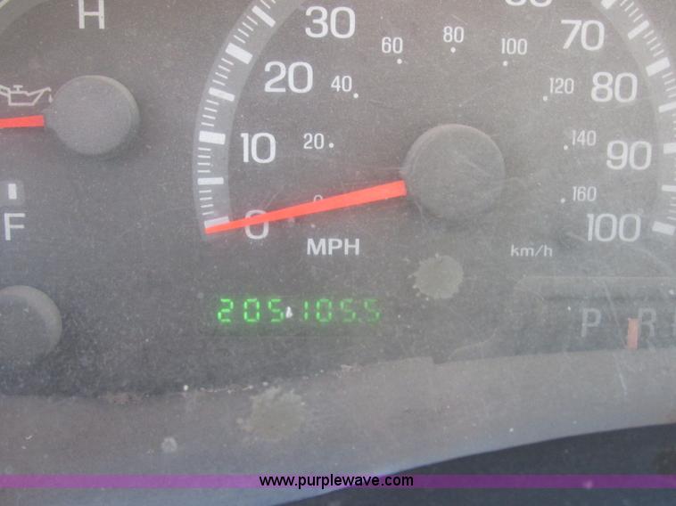 image for item J6705 2001 Ford F150 SuperCab pickup truck