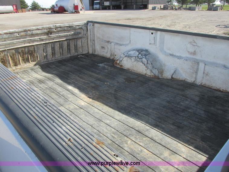 image for item J6705 2001 Ford F150 SuperCab pickup truck