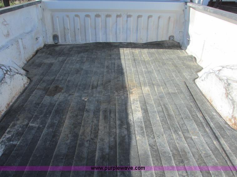 image for item J6705 2001 Ford F150 SuperCab pickup truck