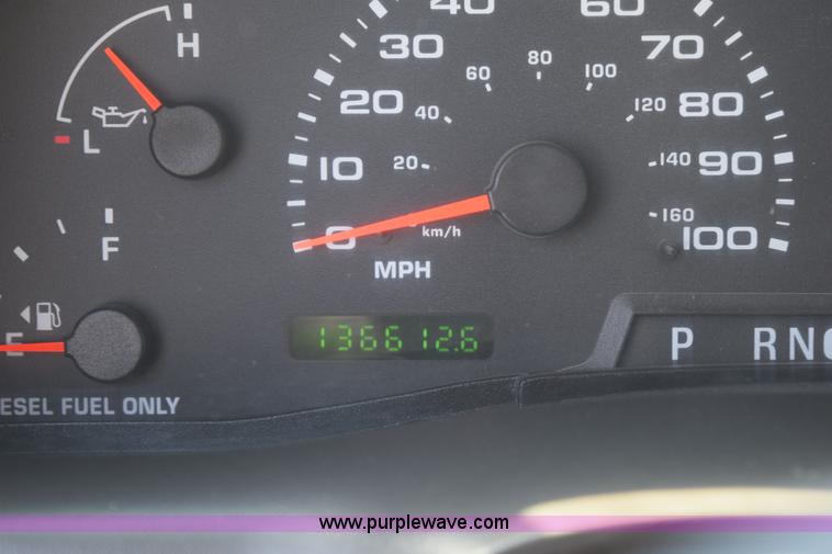 image for item K2446 2004 Ford F550 SuperCab flatbed truck