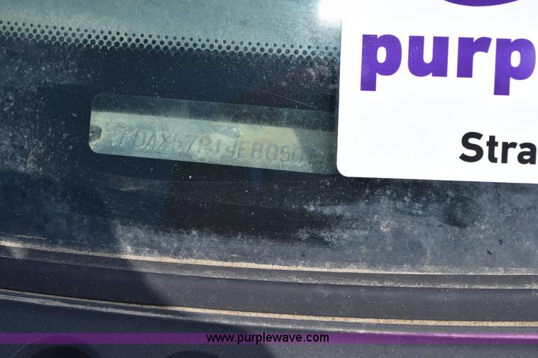 image for item K2446 2004 Ford F550 SuperCab flatbed truck