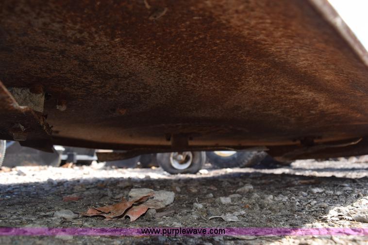 image for item K2457 Power Trac PT-425 utility tractor