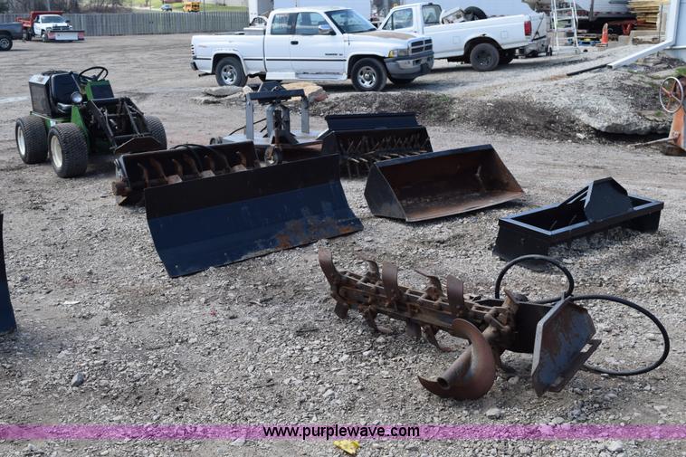 image for item K2458 Power Trac PT-425 utility tractor