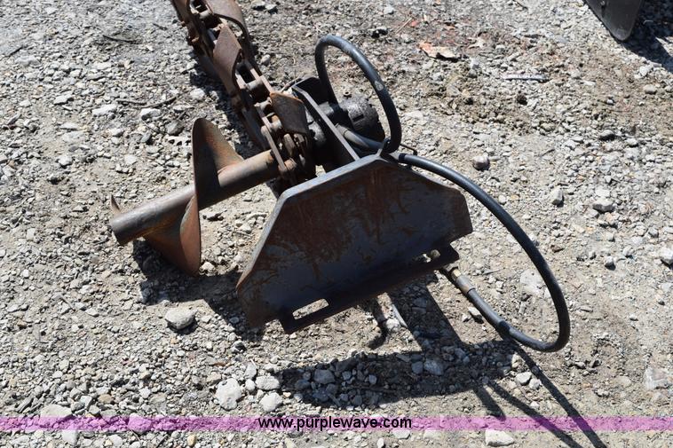 image for item K2458 Power Trac PT-425 utility tractor