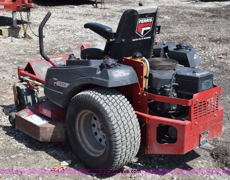image for item K2467 Ferris Z1000 riding lawn mower