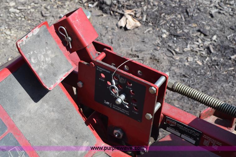 image for item K2467 Ferris Z1000 riding lawn mower