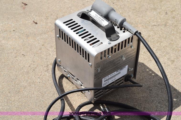 image for item K2498 1999 Club Car golf cart