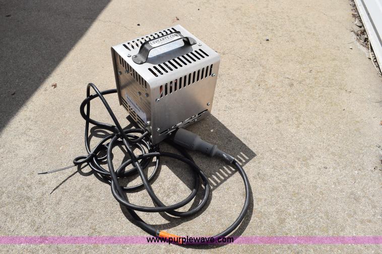 image for item K2498 1999 Club Car golf cart