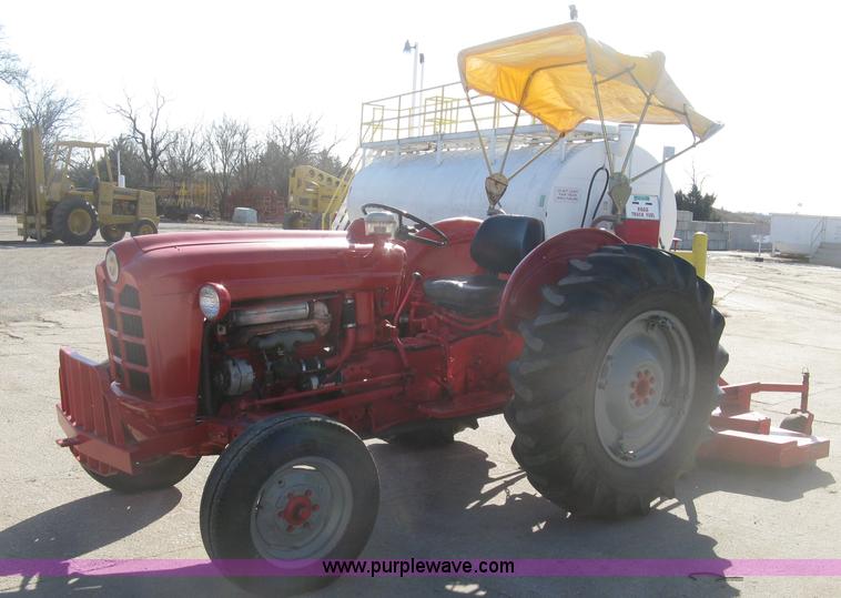 image for item K2974 Ford tractor