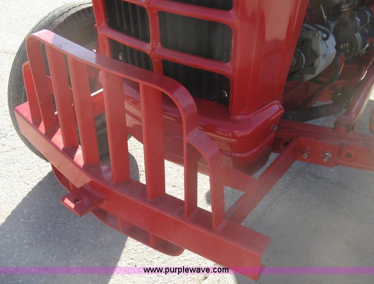 image for item K2974 Ford tractor