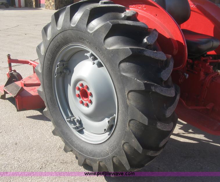 image for item K2974 Ford tractor