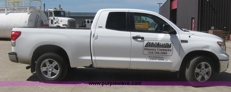 image for item K2996 2007 Toyota Tundra SR5 Double Cab pickup truck