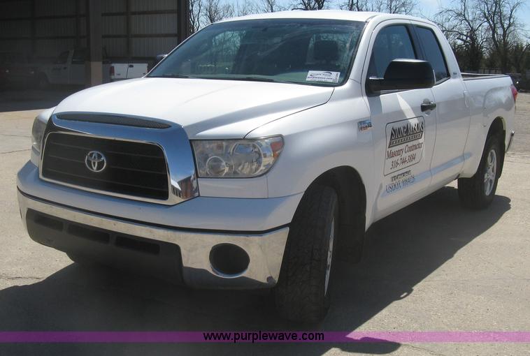 image for item K2996 2007 Toyota Tundra SR5 Double Cab pickup truck