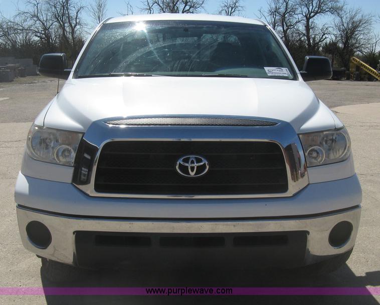image for item K2996 2007 Toyota Tundra SR5 Double Cab pickup truck
