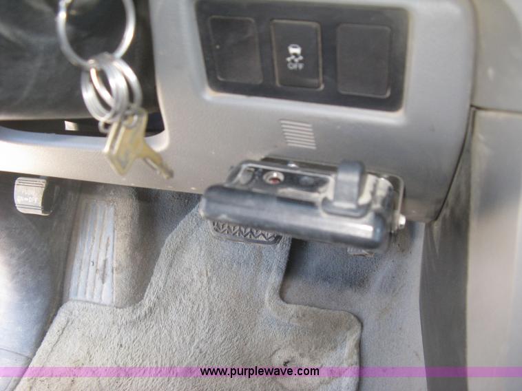 image for item K2996 2007 Toyota Tundra SR5 Double Cab pickup truck