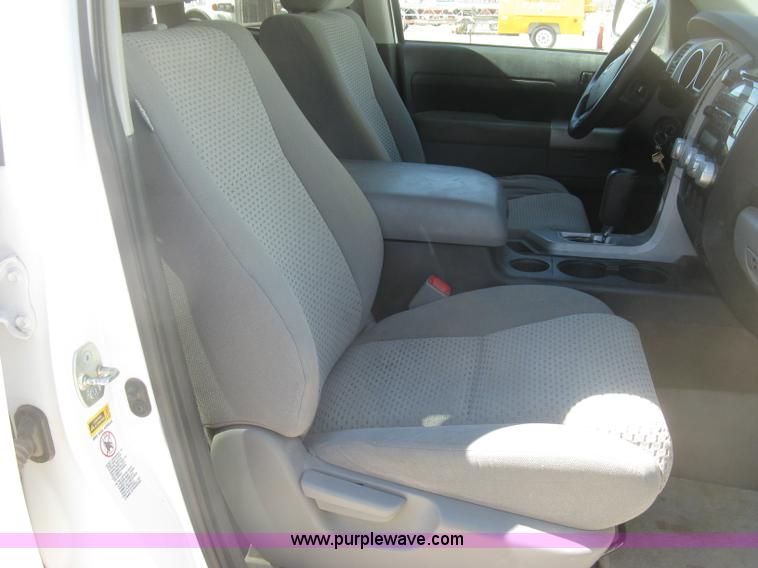 image for item K2996 2007 Toyota Tundra SR5 Double Cab pickup truck