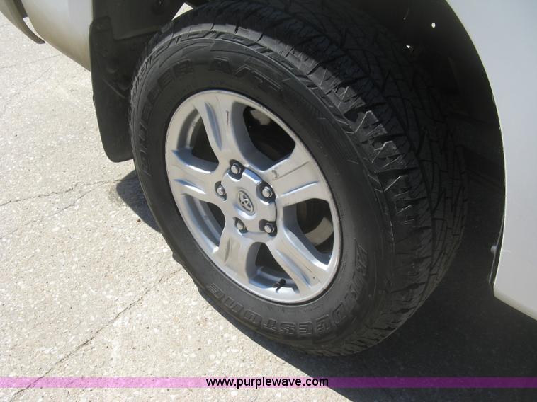 image for item K2996 2007 Toyota Tundra SR5 Double Cab pickup truck