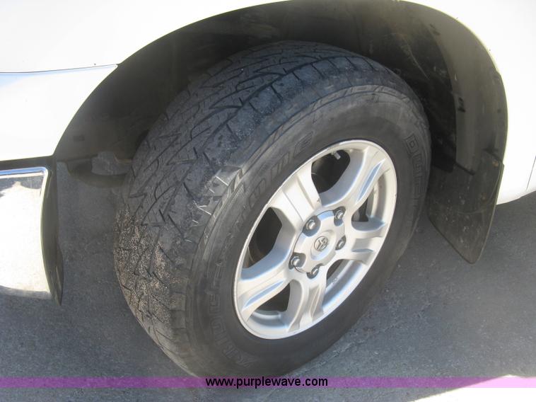 image for item K2996 2007 Toyota Tundra SR5 Double Cab pickup truck