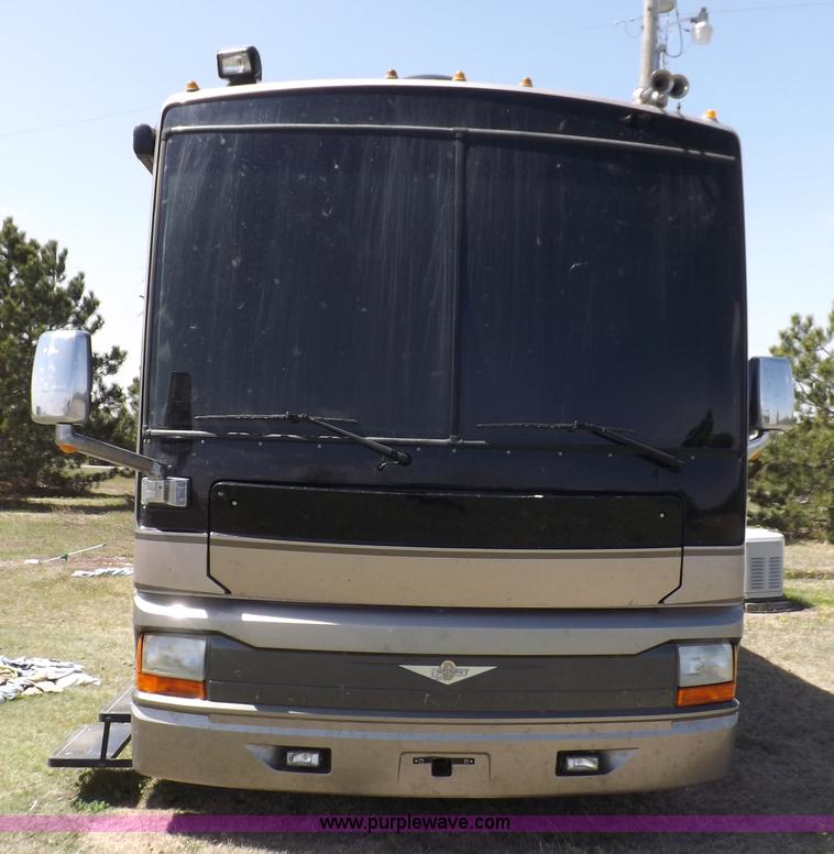 image for item K3829 2004 Freightliner XC Fleetwood RV