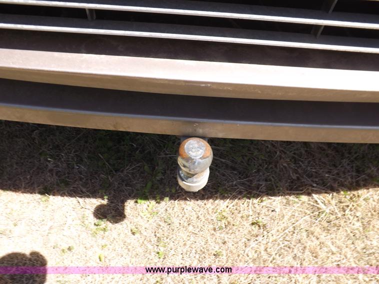 image for item K3829 2004 Freightliner XC Fleetwood RV