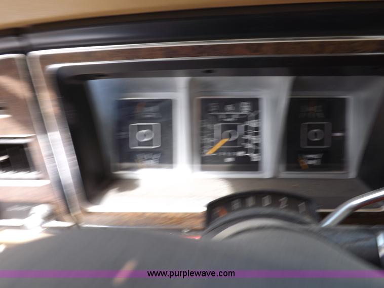 image for item K3833 1980 Ford Chateau ambulance