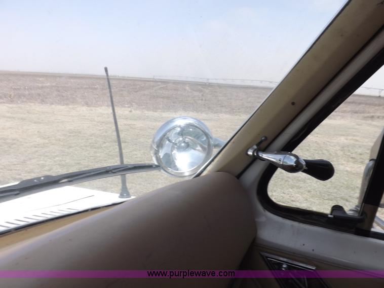 image for item K3833 1980 Ford Chateau ambulance