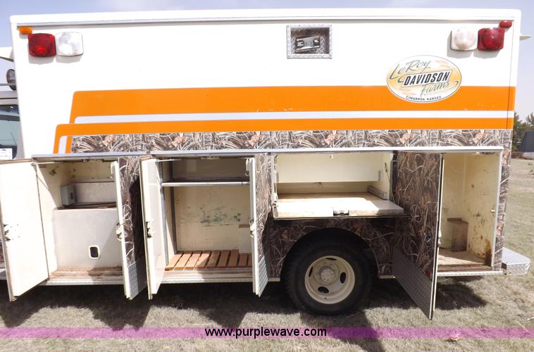 image for item K3833 1980 Ford Chateau ambulance