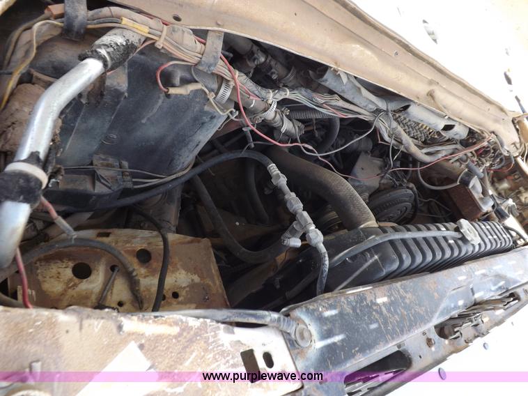 image for item K3833 1980 Ford Chateau ambulance