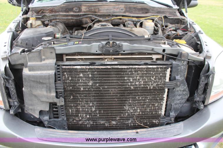 image for item K6853 2006 Dodge Ram 2500 Mega Cab pickup truck