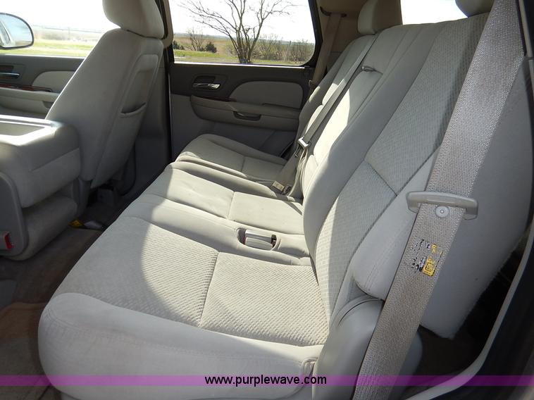 image for item K7360 2007 GMC Yukon SLE SUV