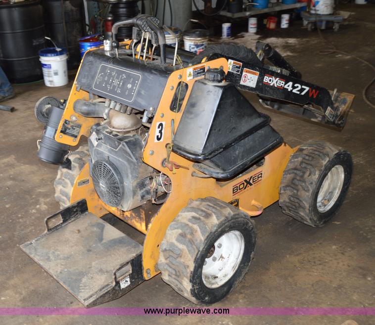 image for item Z9255 2009 Boxer 427W compact skid steer