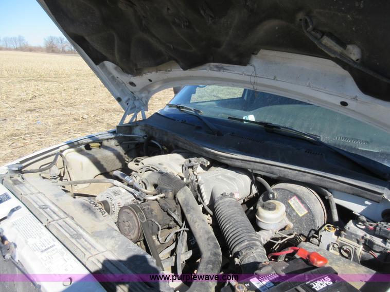 image for item Z9263 1998 Dodge Ram 2500 Quad Cab pickup truck