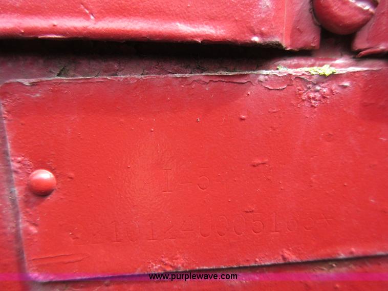 image for item AC9277 International 454 tractor