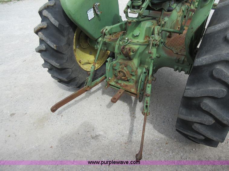 image for item AC9284 John Deere 1020 tractor