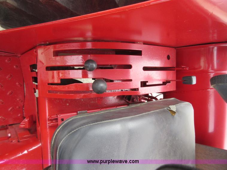 image for item AC9295 Case IH 495 tractor