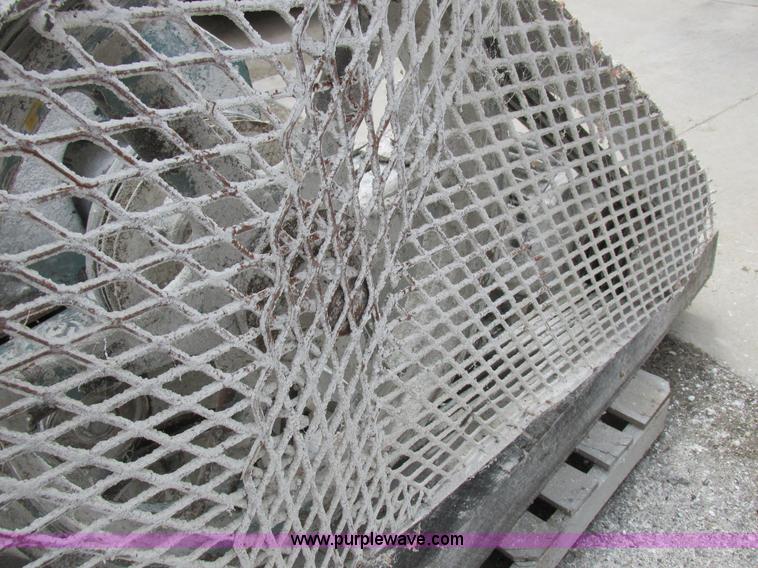 image for item AW9701 Davis Krimper Kracker roller mill