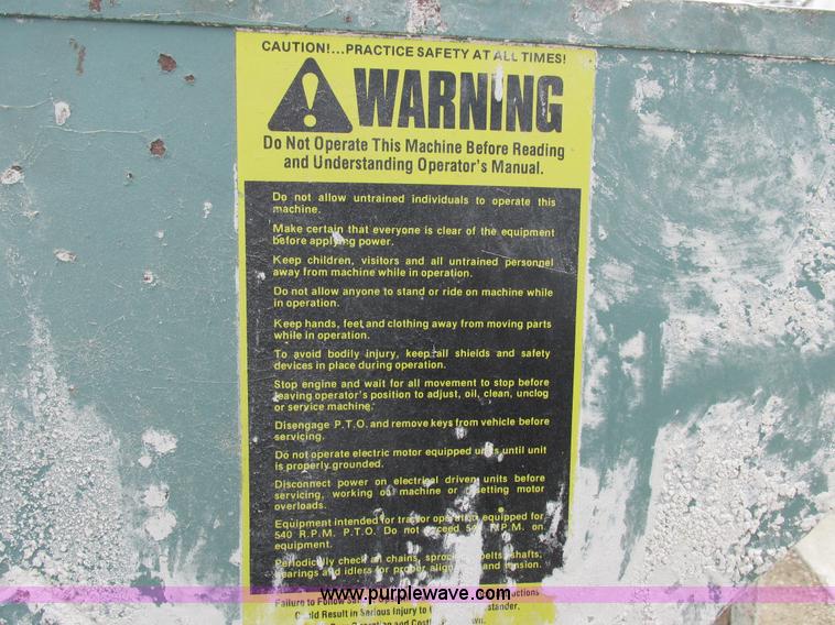 image for item AW9701 Davis Krimper Kracker roller mill