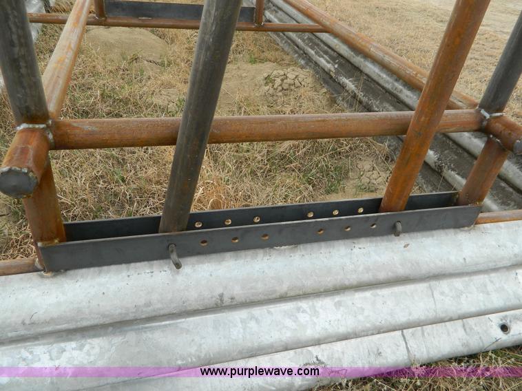 image for item BH9683 Feed bunk