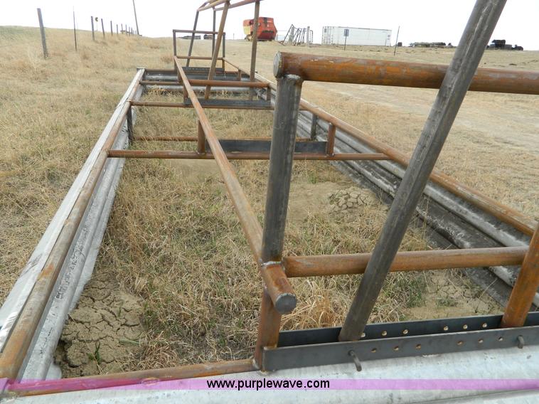 image for item BH9684 Feed bunk