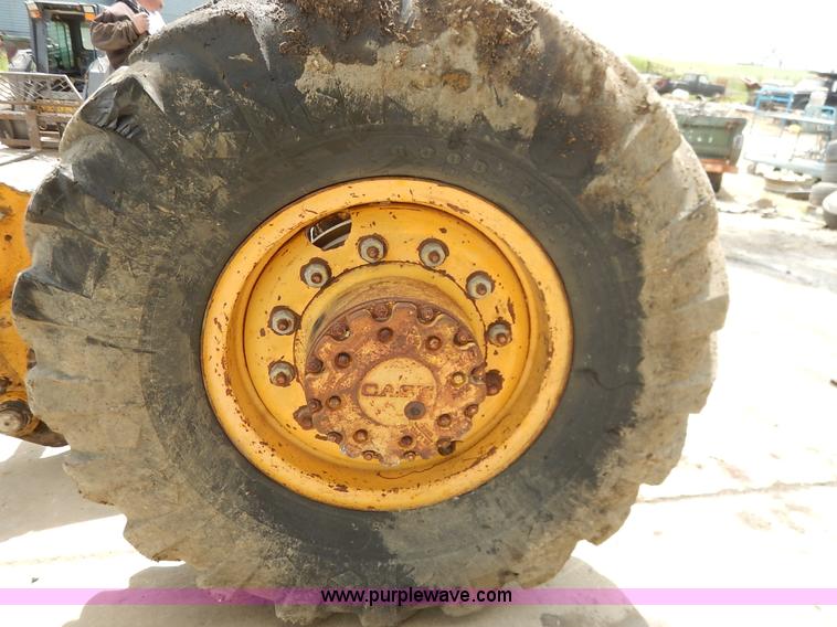 image for item BJ9590 (2) Goodyear 14.00-24TG tires and wheels