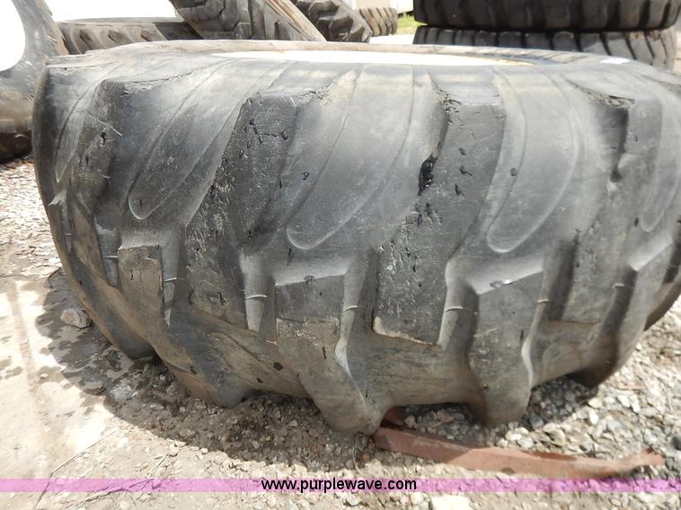 image for item BJ9592 (2) Titan 17.5L-24 tires and wheels