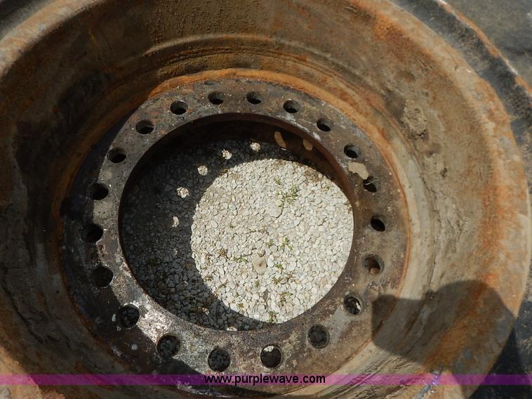 image for item BJ9597 General 18.00-25 tire and wheel