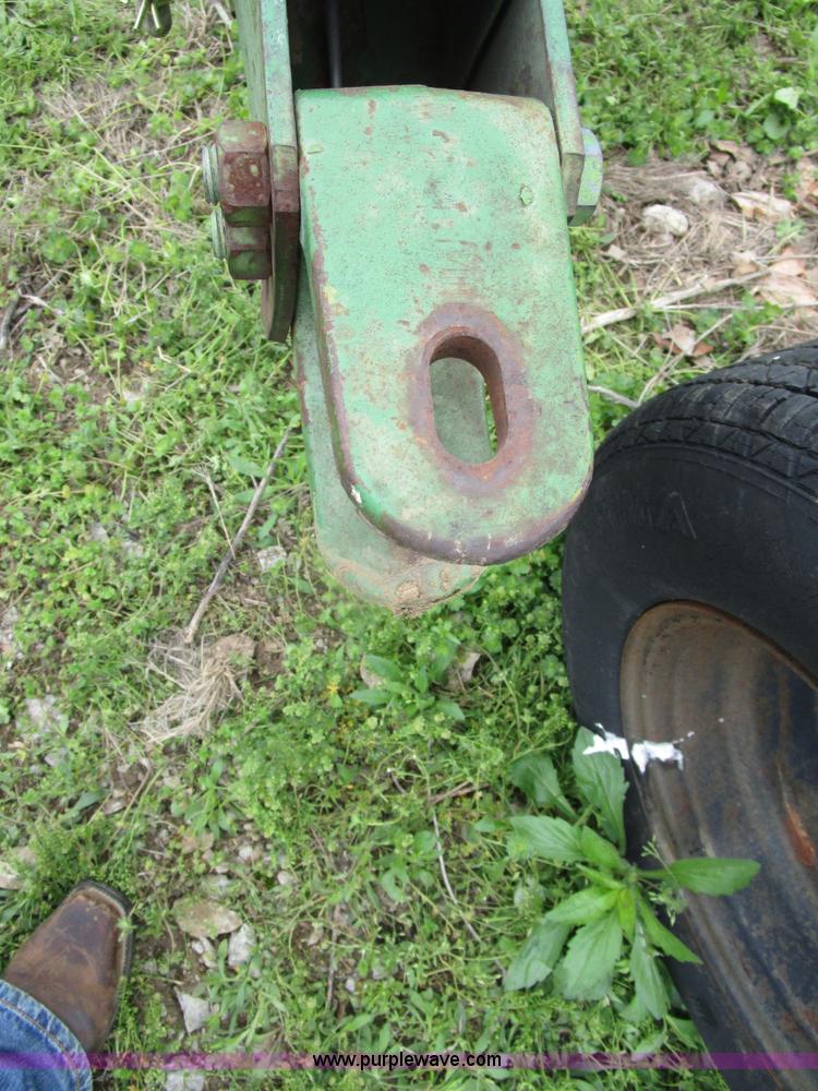 image for item D2412 John Deere 7000 planter