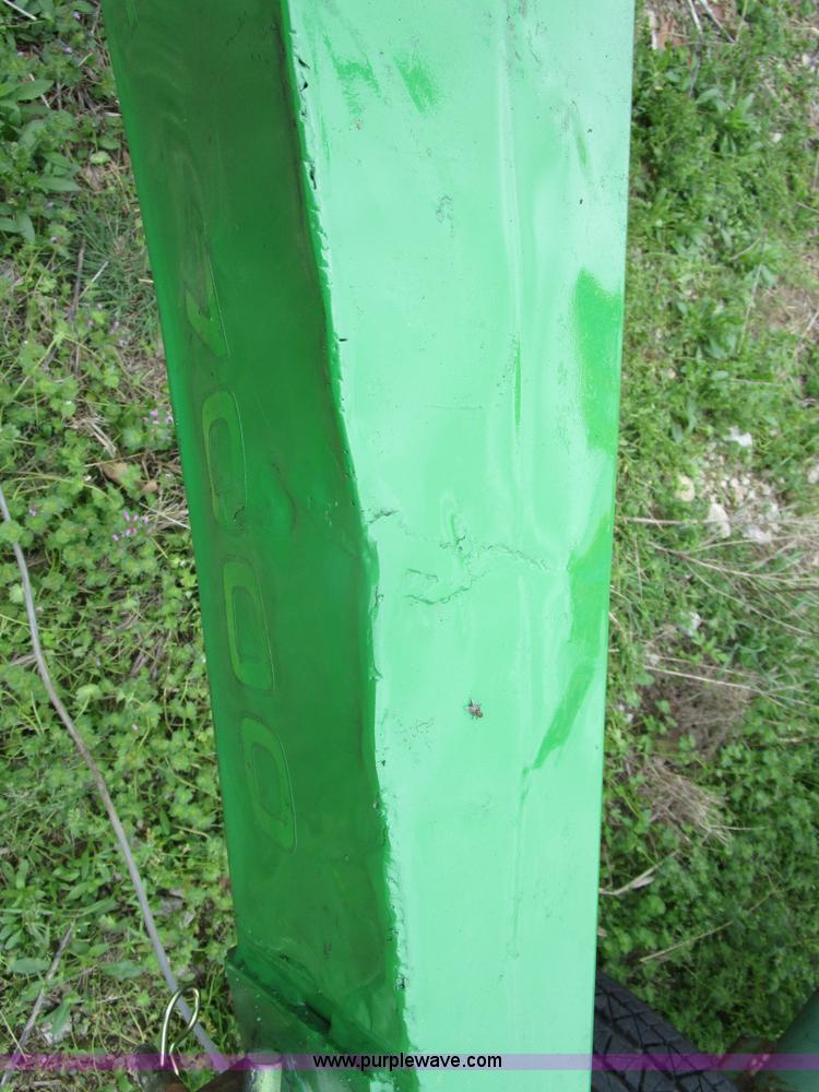 image for item D2412 John Deere 7000 planter