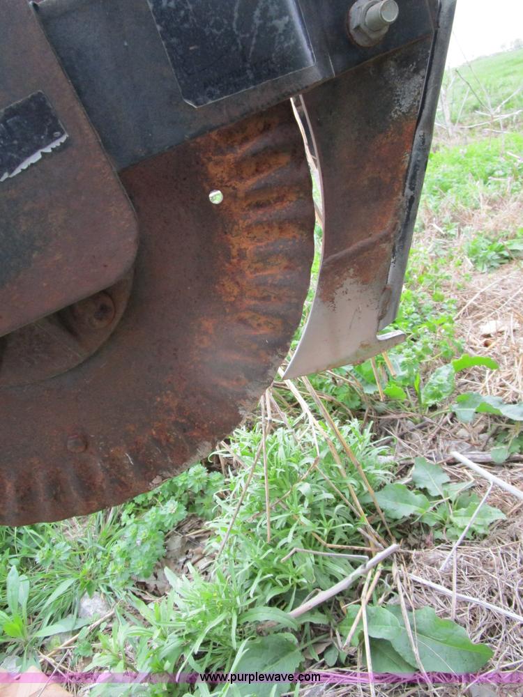 image for item D2412 John Deere 7000 planter