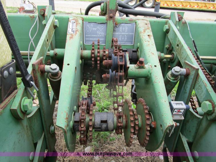 image for item D2412 John Deere 7000 planter