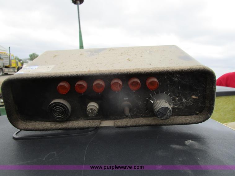 image for item D2412 John Deere 7000 planter