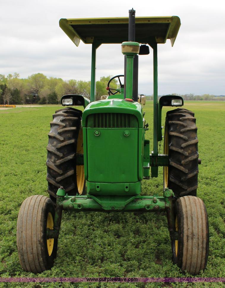 image for item F7677 1963 John Deere 3010 tractor